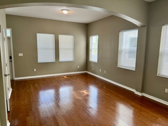 Photo - 1808 E Columbus Dr Unit 5