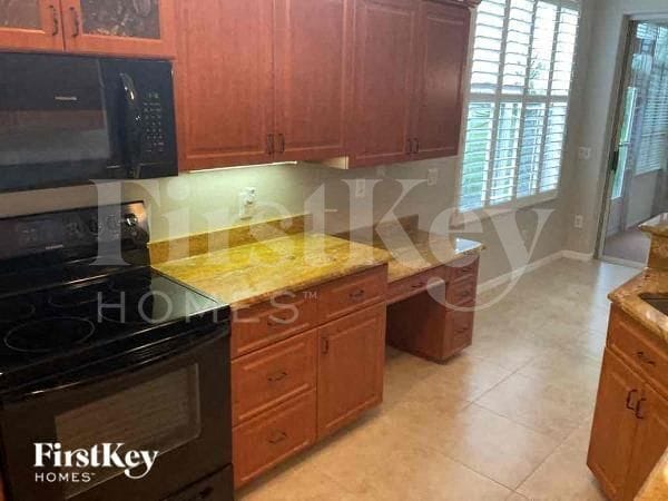 Photo - 26324 Stillwater Cir