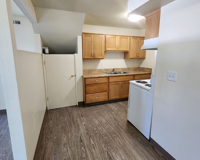 Plaza Townhomes