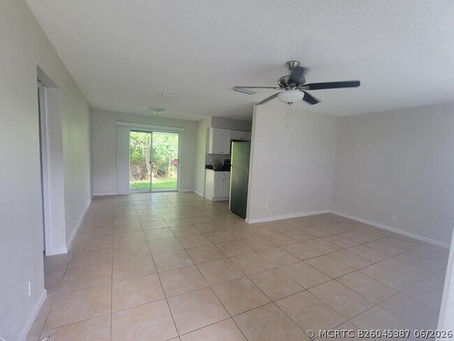 Photo - 242 SE 24th Ave