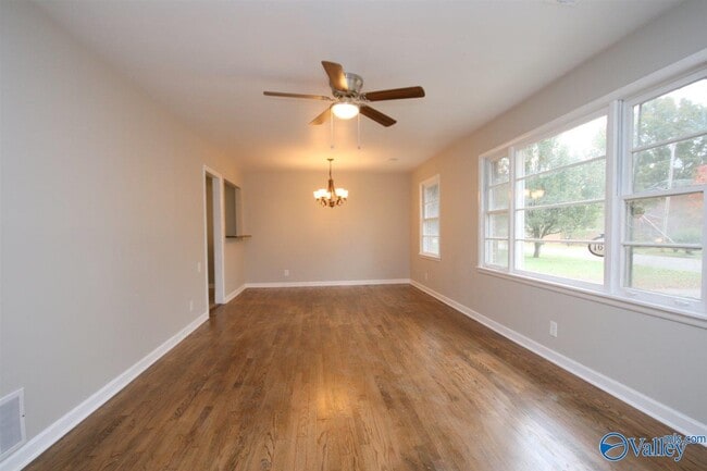 Photo - 1607 Clb Vw Dr NW