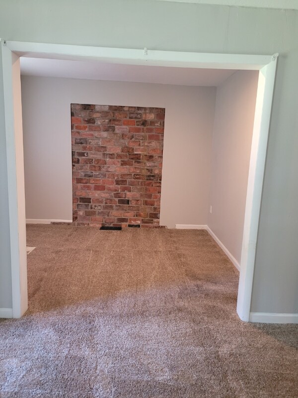 Photo - 1026 Blackburn Rd