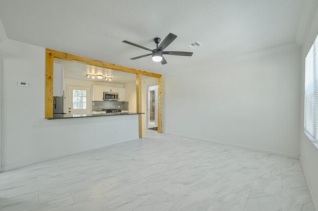 Photo - 1228 NW 99th St