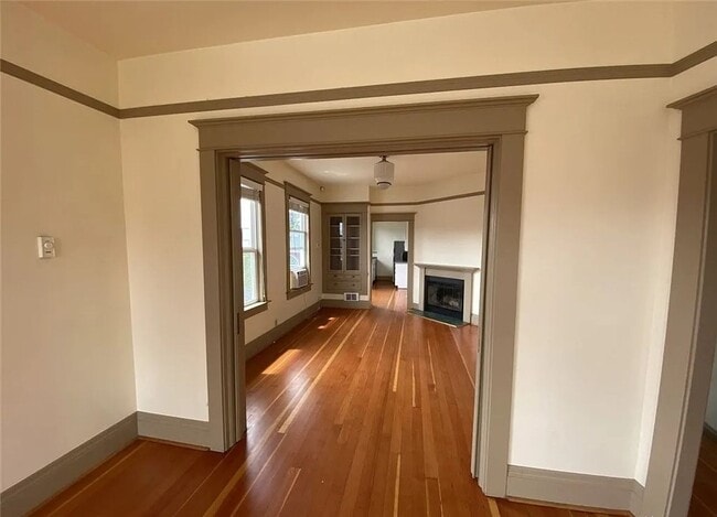 Photo - 1017 Taylor Ave N Unidad 1019