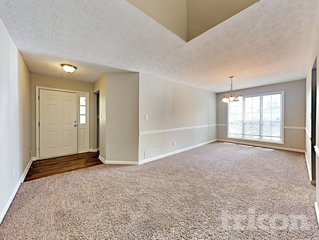 161 Orchard Hill Dr