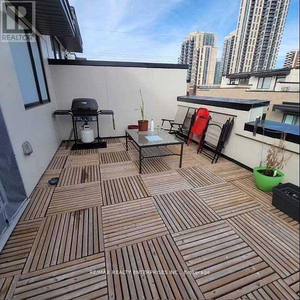 Photo - 32 Fieldway Rd