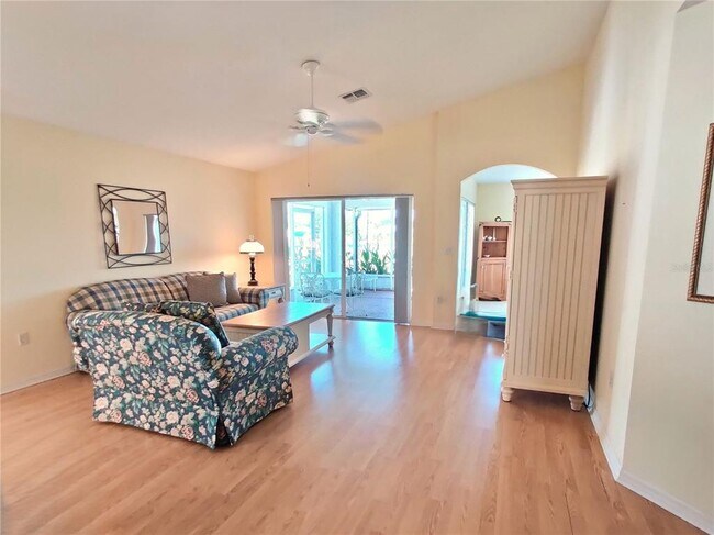 Photo - 10824 Collar Dr