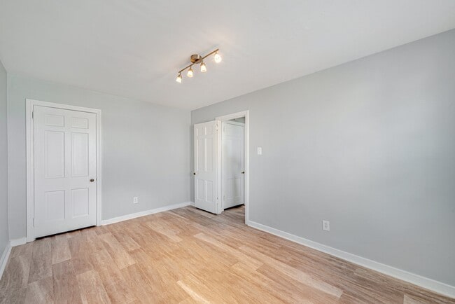 Photo - Southcrest Heights