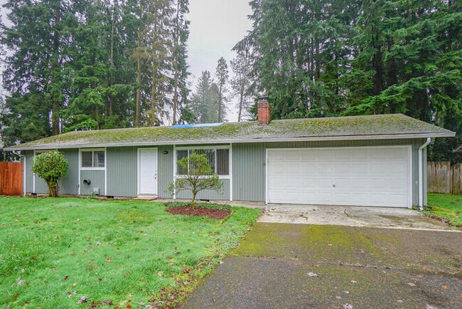 Building Photo - 13817 NE 35th Cir