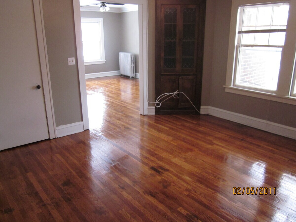 2015 Arthur Ave Apartments Unit 5 Lakewood, OH