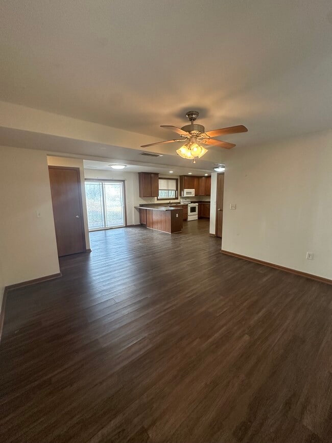 Building Photo - 1412 North Dakota Ave Unit 1412