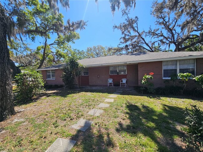 Photo - 5306 Oakwood Ct Townhome