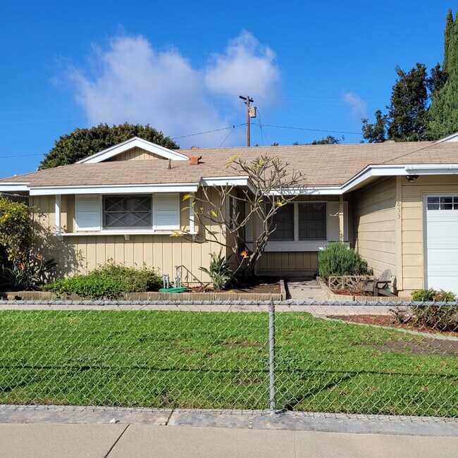 1853 Volk Avenue LB 90815 - 1853 Volk Ave House