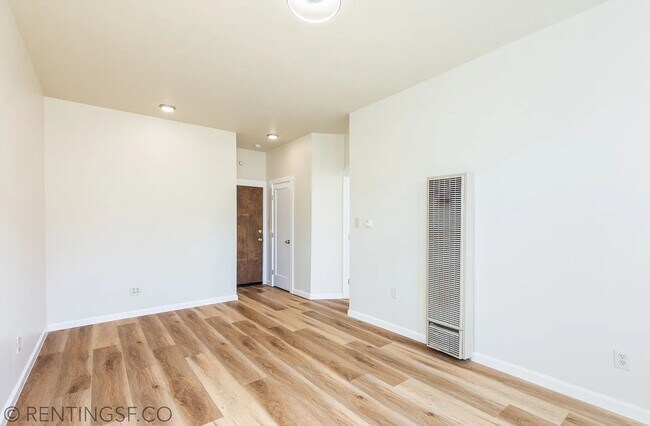 Photo - 1450 Castro St Unit 24