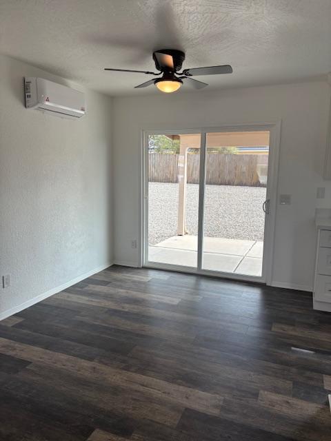 Photo - 5775 Debbie Ln