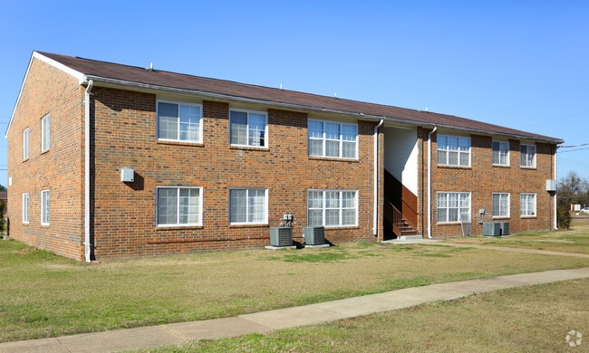 Highland Village Apartments - Highland Village Apartments