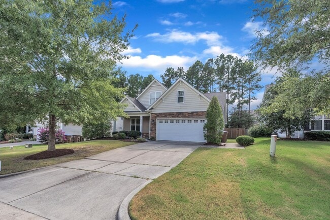 Photo - 4 Bedroom Home with 2 Car Garage & Fenced Yard!