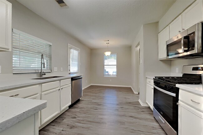 Photo - 16730 N Bob White Dr