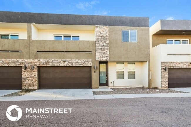 Building Photo - 2000 N 36th St