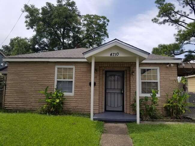 Building Photo - 4710 St Anthony Ave