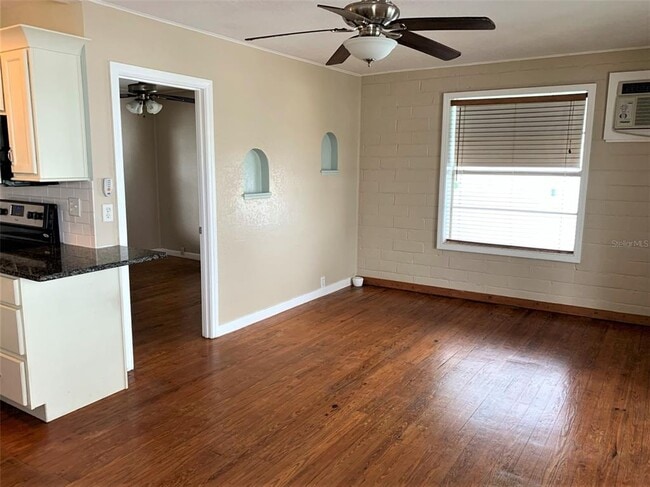 Photo - 61 81st Ave Unit 4