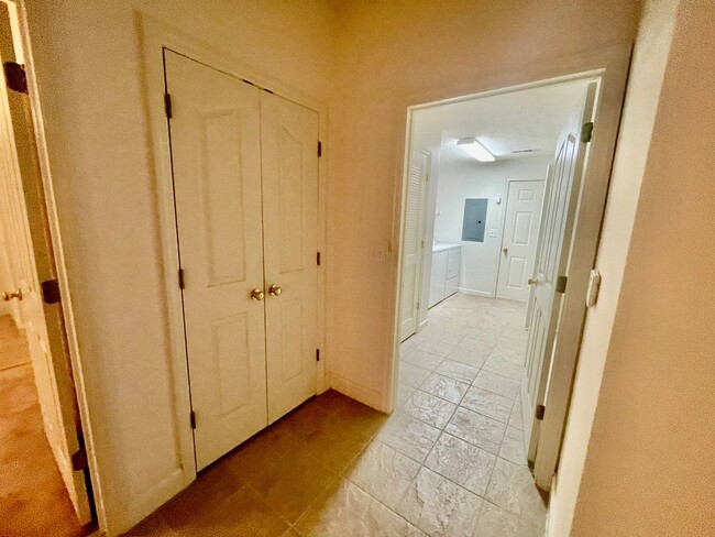 Photo - 2 bed 2 bath- Adams Point