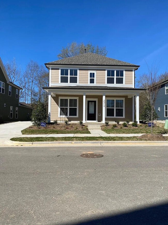 Photo - Room in House on Hedge Maple Dr