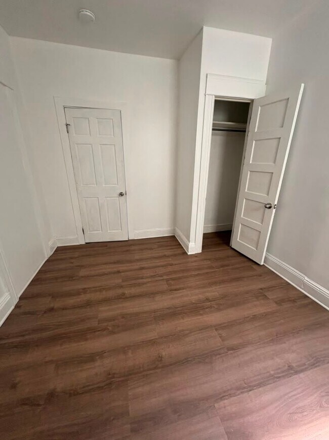 Photo - 143 Voss Ave Unidad Apt 3