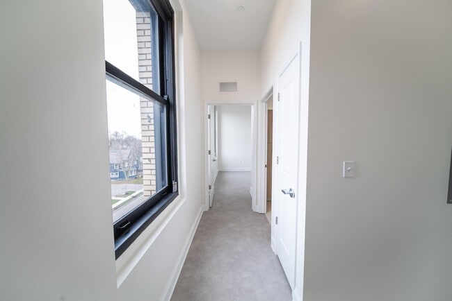 Photo - Barton Apartments