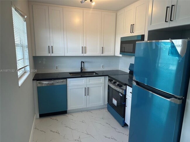 Photo - 365 Brighton I Unit 365 I