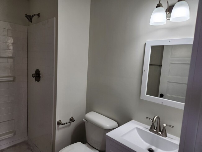 Photo - Blackstone-3 Bed 2 bath Renovated Rancher