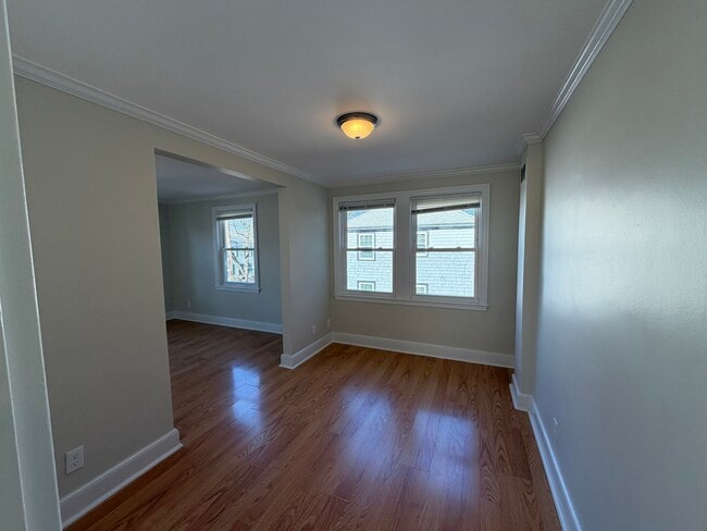 Photo - 32 Glenellen Rd Unit 2