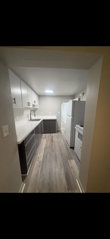 30 W 3rd St