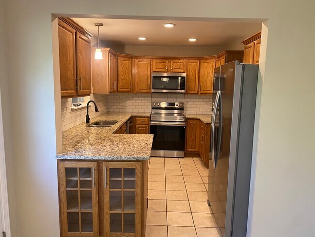 2483 Jeremiah Pl