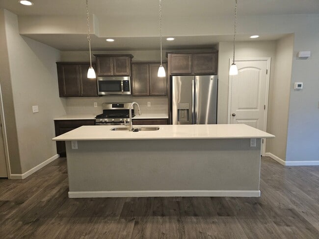 Photo - 1055 Petra Heights