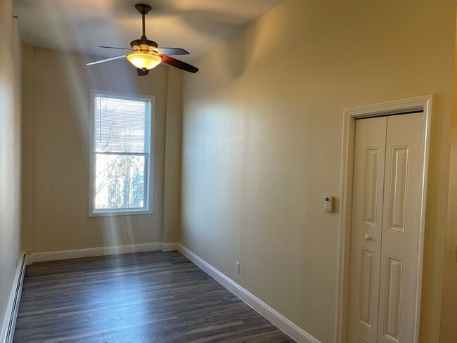 311 Main St Unit 201