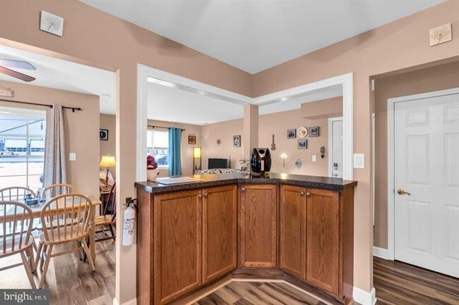 Building Photo - 27 Florence Tollgate Pl Unit 27-2