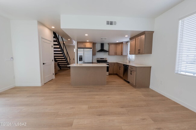 Photo - 1300 N Rook Ave