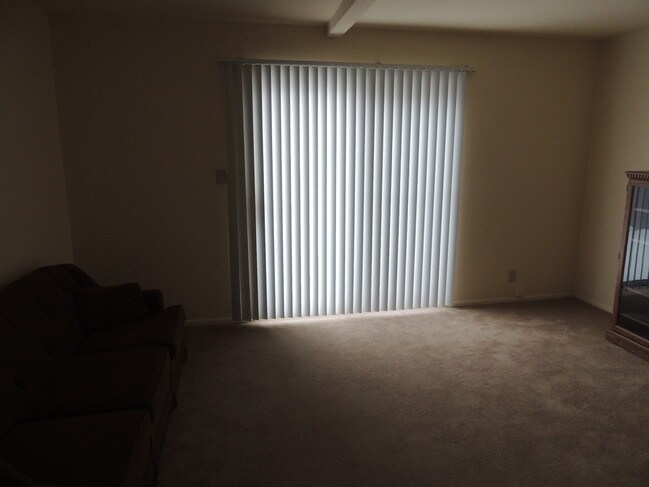 Photo - Charleston East Apartments