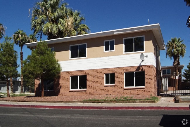 Foto principal - 2101 Sunrise Ave