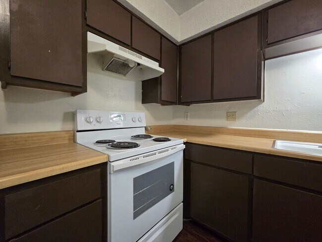 Photo - 1305 Indian Trail Unidad 1305 Indian Trail - D