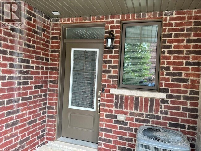 Photo - 12 Workman Ln