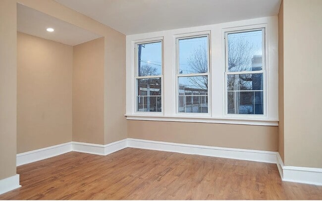 Photo - 4846 Stenton Ave