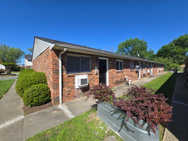 Photo - 1814 Williamsburg Rd Unit 10