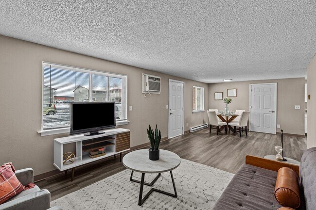 Photo - Paxton Apartments