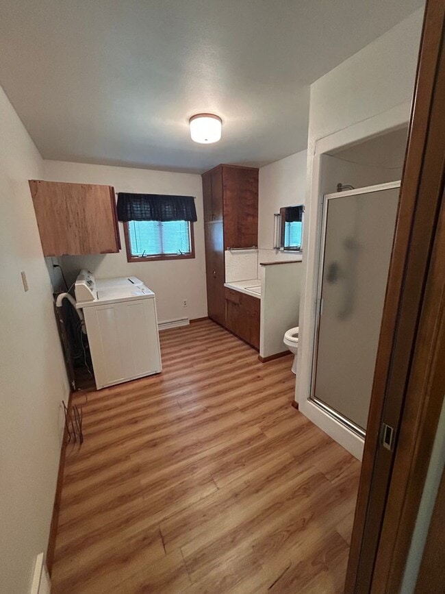 Photo - 2 Bedroom 2 Bathroom House for rent in Hudson