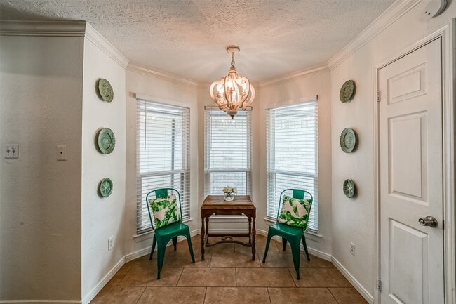 Building Photo - 718 Regency Ct