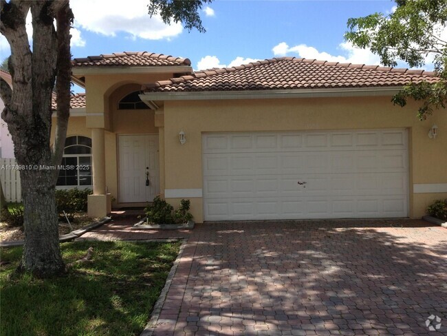 Building Photo - 13500 NW 7th St Rental