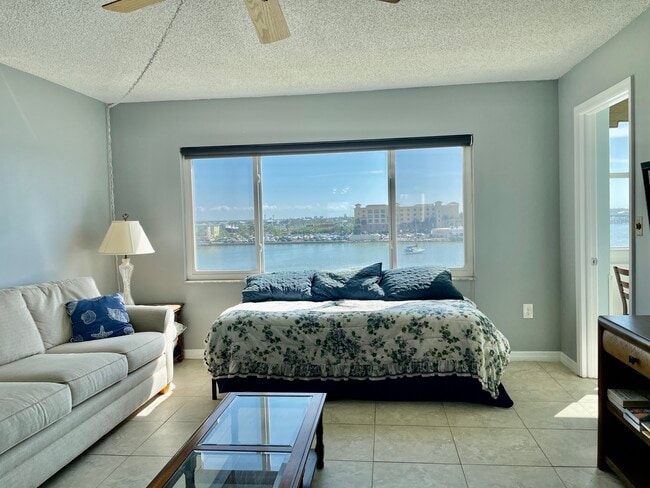 Photo - 4775 Cove Cir Unit 508