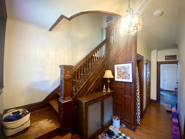 414 Stratton Ln